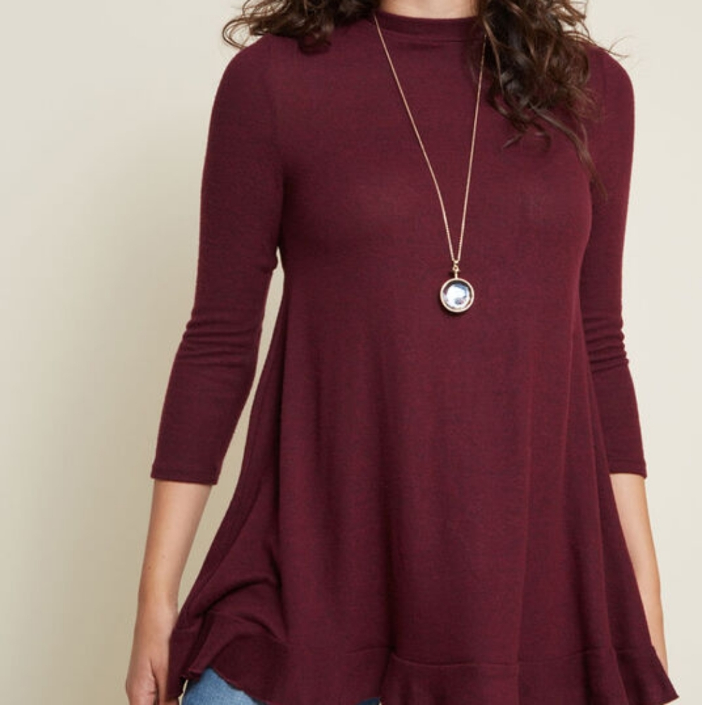 L flowy burgundy tunic